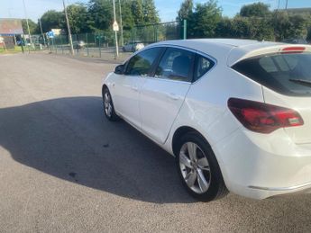 Vauxhall Astra 1.4 16v SRi Euro 5 5dr