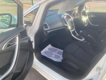 Vauxhall Astra 1.4 16v SRi Euro 5 5dr