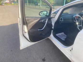 Vauxhall Astra 1.4 16v SRi Euro 5 5dr