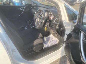 Vauxhall Astra 1.4 16v SRi Euro 5 5dr
