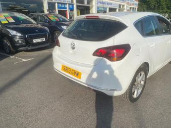 Vauxhall Astra 1.4 16v SRi Euro 5 5dr