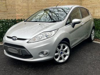 FORD FIESTA 1.25 Zetec Hatchback 5dr Petrol Manual (129 g/km, 81 bhp) 12 MON