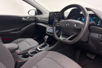 Hyundai IONIQ 1.6 h-GDi 8.9kWh Premium Hatchback 5dr Petrol Plug-in Hybrid DCT