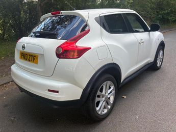 Nissan Juke 1.6 Acenta Premium Euro 5 (s/s) 5dr