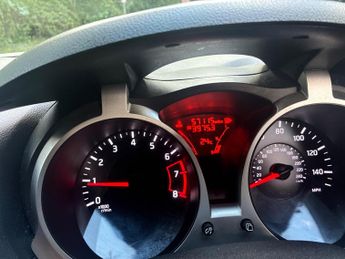 Nissan Juke 1.6 Acenta Premium Euro 5 (s/s) 5dr