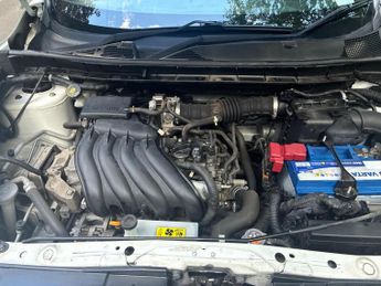 Nissan Juke 1.6 Acenta Premium Euro 5 (s/s) 5dr