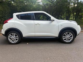 Nissan Juke 1.6 Acenta Premium Euro 5 (s/s) 5dr