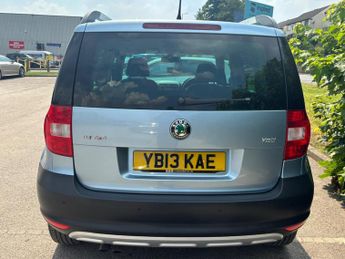 Skoda Yeti 2.0 TDI Elegance DSG 4WD Euro 5 5dr