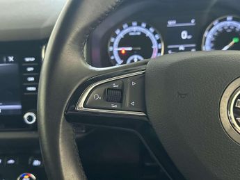 Skoda Kodiaq 2.0 TDI SE SUV 5dr Diesel DSG Euro 6 (s/s) (7 Seat) (150 ps)