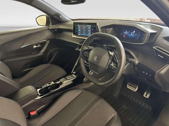 Peugeot E-2008 50kWh Allure Premium + SUV 5dr Electric Auto (7kW Charger) (136 