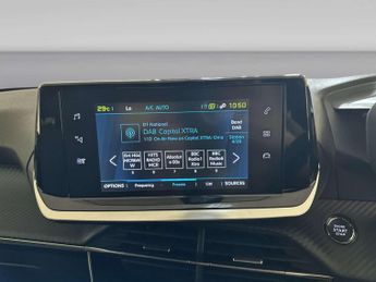 Peugeot E-2008 50kWh Allure Premium + SUV 5dr Electric Auto (7kW Charger) (136 