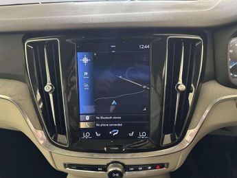 Volvo V60 2.0h T6 Recharge 11.6kWh Inscription Estate 5dr Petrol Plug-in H