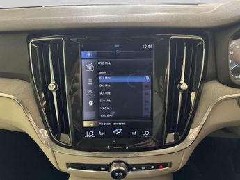 Volvo V60 2.0h T6 Recharge 11.6kWh Inscription Estate 5dr Petrol Plug-in H