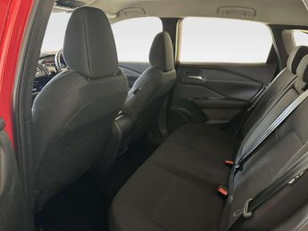 Nissan Qashqai 1.3 DIG-T MHEV Acenta Premium SUV 5dr Petrol Hybrid XTRON Euro 6