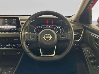 Nissan Qashqai 1.3 DIG-T MHEV Acenta Premium SUV 5dr Petrol Hybrid XTRON Euro 6