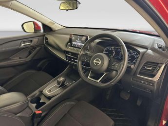 Nissan Qashqai 1.3 DIG-T MHEV Acenta Premium SUV 5dr Petrol Hybrid XTRON Euro 6