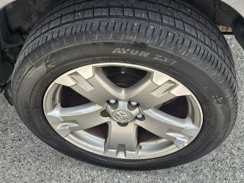 Toyota RAV4 2.2 D-CAT XT-R Auto 4WD Euro 5 5dr