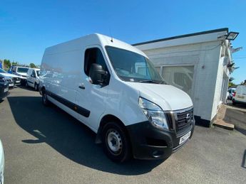 Nissan Interstar 2.3 dCi 35 Tekna FWD L3 H2 Euro 6 4dr