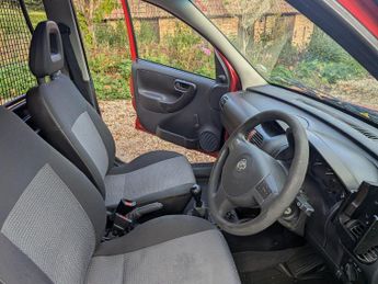 Vauxhall Meriva 1.6i 16v Active MPV 5dr Petrol Manual (159 g/km, 104 bhp)