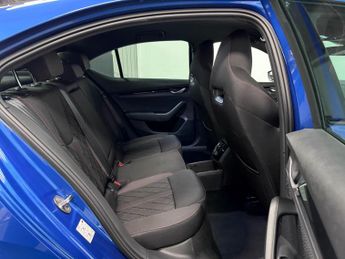 Skoda Octavia 2.0 TSI vRS Hatchback 5dr Petrol DSG Euro 6 (s/s) (265 ps)