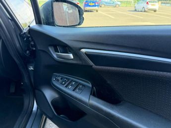 Honda Jazz 1.3 i-VTEC EX CVT Euro 6 (s/s) 5dr