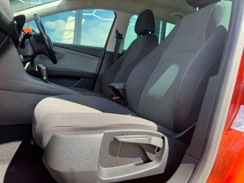 SEAT LEON 1.6 TDI SE Dynamic ST 5dr Diesel DSG Euro 6 (s/s) (115 ps) **FIN