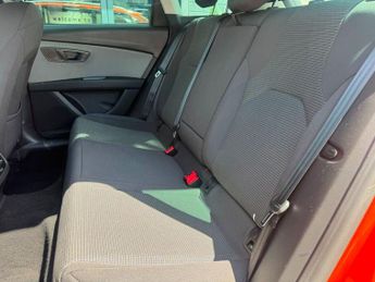 SEAT LEON 1.6 TDI SE Dynamic ST 5dr Diesel DSG Euro 6 (s/s) (115 ps) **FIN