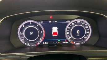 VOLKSWAGEN TIGUAN 2.0 TDI R-Line SUV 5dr Diesel DSG Euro 6 (s/s) (150 ps) **FINANC