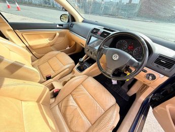 Volkswagen Golf 2.0 FSI GT 4Motion 5dr