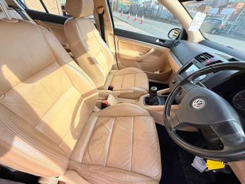 Volkswagen Golf 2.0 FSI GT 4Motion 5dr