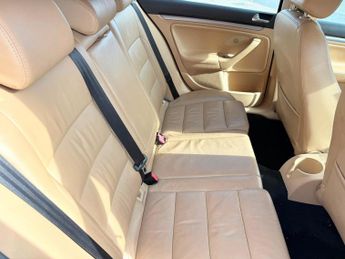 Volkswagen Golf 2.0 FSI GT 4Motion 5dr