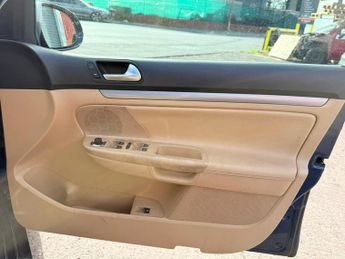 Volkswagen Golf 2.0 FSI GT 4Motion 5dr