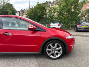 Honda Civic 1.8 i-VTEC Sport i-Shift 5dr
