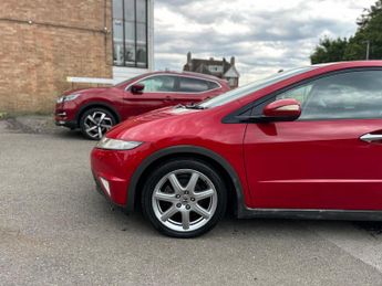 Honda Civic 1.8 i-VTEC Sport i-Shift 5dr