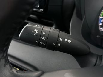 Toyota Yaris 1.5 VVT-h Icon E-CVT Euro 6 (s/s) 5dr