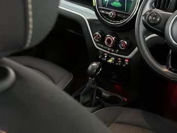 MINI Countryman 1.5 10kWh Cooper SE Classic Auto ALL4 Euro 6 (s/s) 5dr