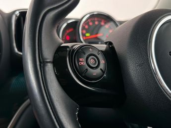 MINI Countryman 1.5 10kWh Cooper SE Exclusive Auto ALL4 Euro 6 (s/s) 5dr