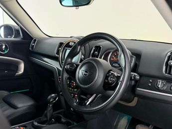 MINI Countryman 1.5 10kWh Cooper SE Exclusive Auto ALL4 Euro 6 (s/s) 5dr