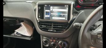 Peugeot 208 1.0 VTi PureTech Active Euro 5 5dr