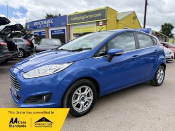 Ford Fiesta 1.6 TDCi ECOnetic Titanium Euro 5 (s/s) 5dr