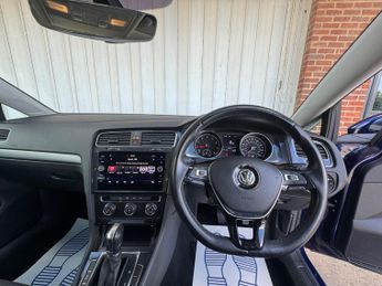 Volkswagen Golf 1.0 TSI SE Nav DSG Euro 6 (s/s) 5dr