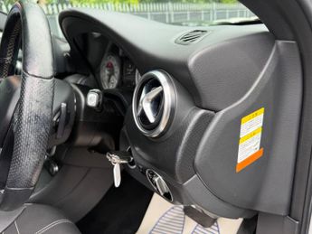 Mercedes-Benz A Class 1.6 A180 Sport Hatchback 5dr Petrol 7G-DCT Euro 6 (s/s) (122 ps)