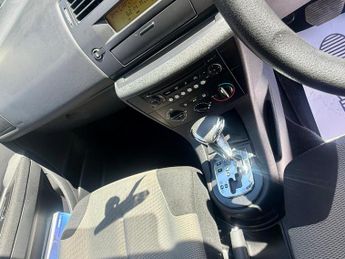 Citroen C4 1.6i 16V SX 5dr