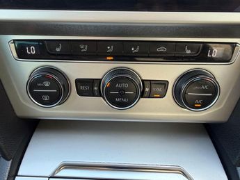 Volkswagen Passat 2.0 TDI SE Business Euro 6 (s/s) 4dr