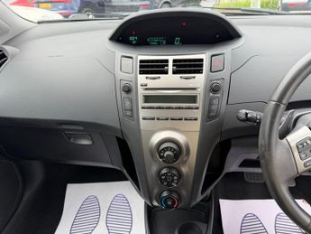 Toyota Yaris 1.33 Dual VVT-i TR MultiMode Euro 4 (s/s) 5dr