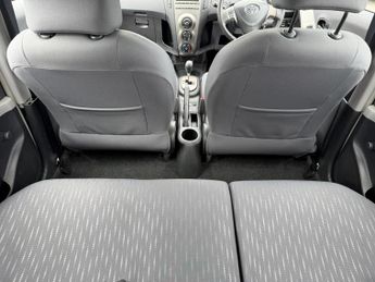 Toyota Yaris 1.33 Dual VVT-i TR MultiMode Euro 4 (s/s) 5dr