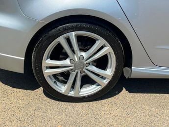 Audi A3 1.6 TDI S line Sportback S Tronic Euro 6 (s/s) 5dr
