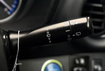 Toyota Yaris 1.5 VVT-h Design E-CVT Euro 6 5dr