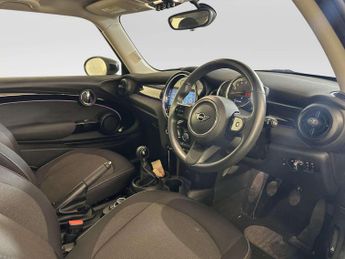 MINI Hatch 1.5 One Classic Hatchback 3dr Petrol Manual Euro 6 (s/s) (102 ps