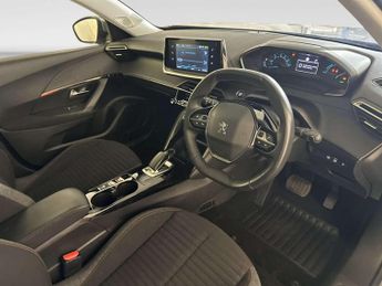 Peugeot E-2008 50kWh Active Premium SUV 5dr Electric Auto (136 ps)